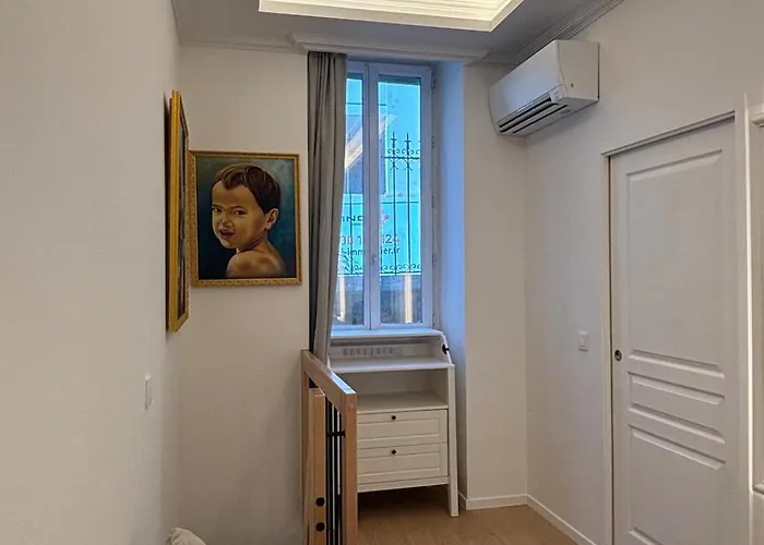 Avec Inferieure 아파트 카프다일